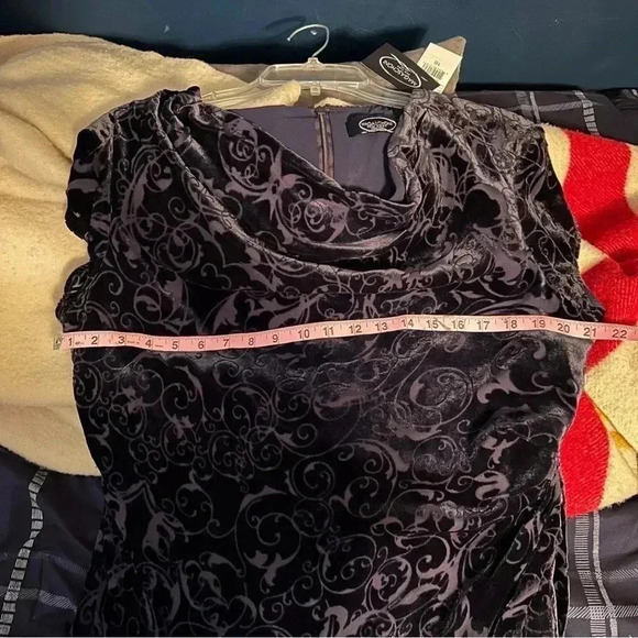 Magaschoni Drape Neck Velvet Dress - Picture 9 of 9